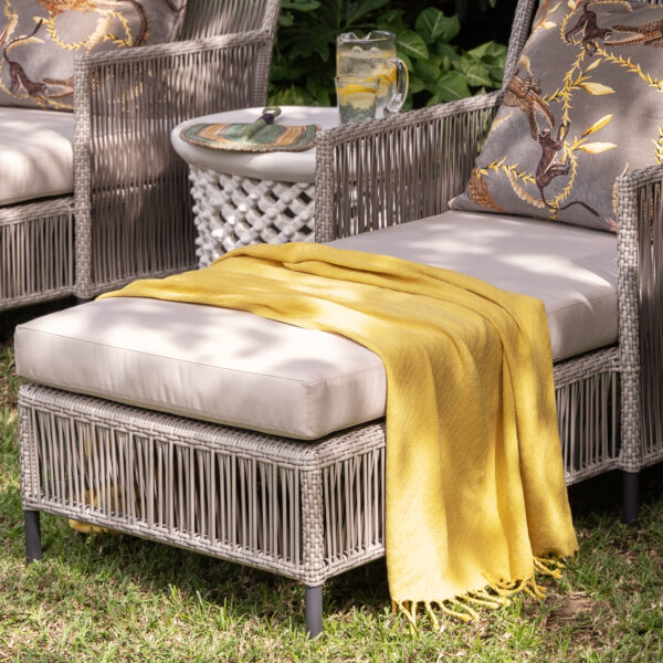 Enhle Pool Lounger - Image 3