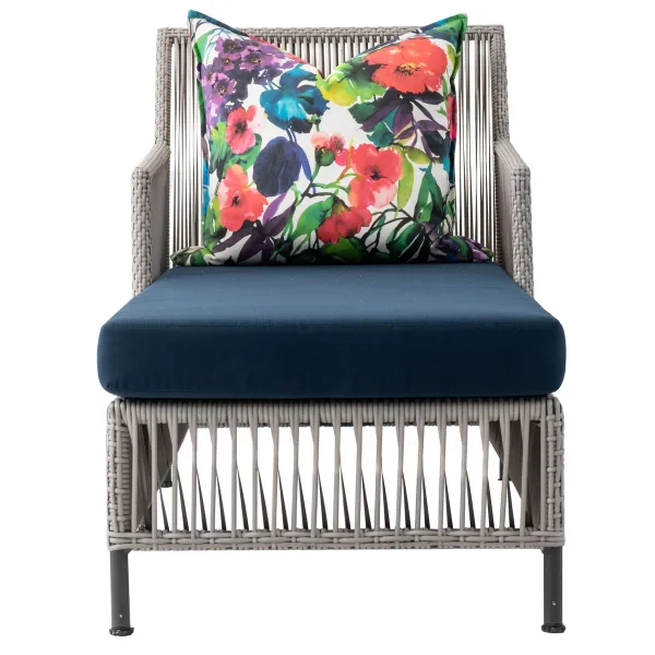 Enhle Pool Lounger - Image 4